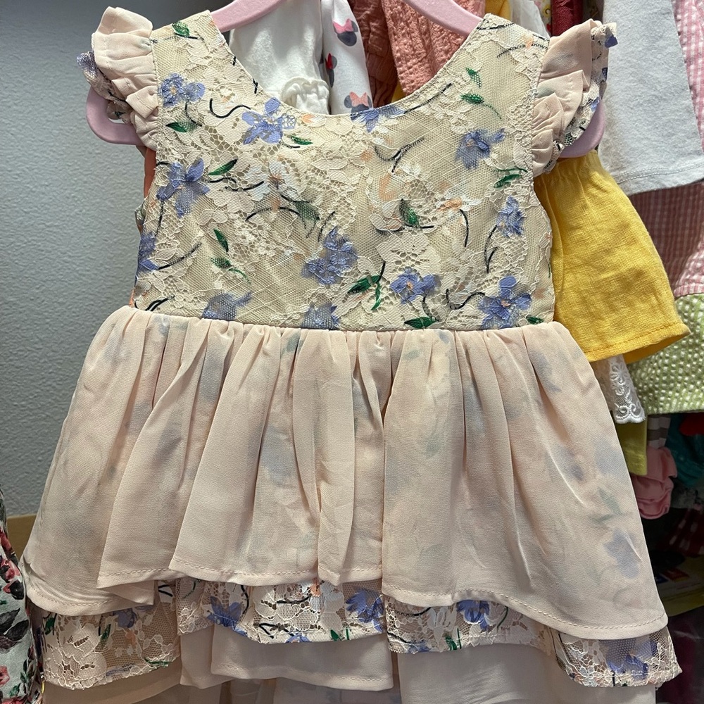 Reina Monroe 2T NWT hi Lo tunic and shorts set